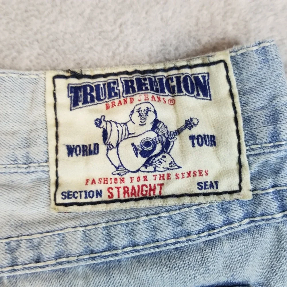 True Religion Jeans Mens 40 Light Wash Blue Distressed Straight Flap Pocket USA